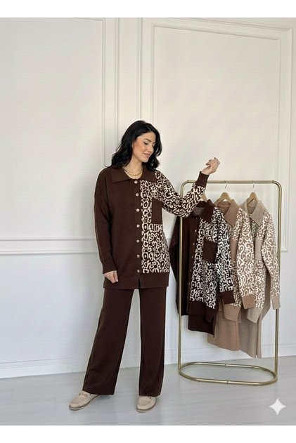 Women's Buttoned Leopard Print Wide Leg Soft Textured Brown Knitwear Set