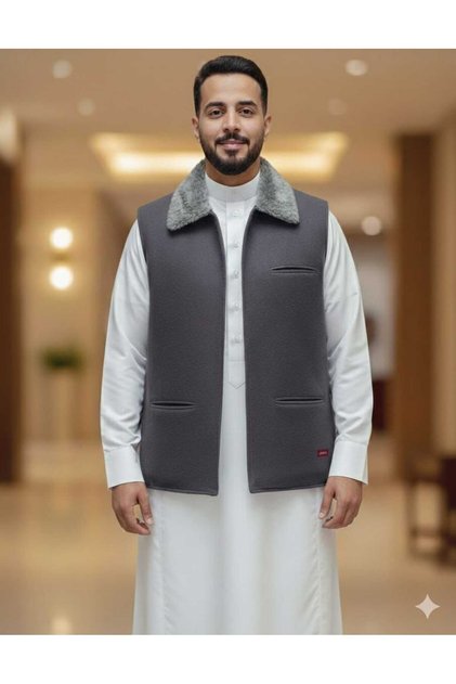 🧥 Luxurious winter wool vest with a soft fur lining