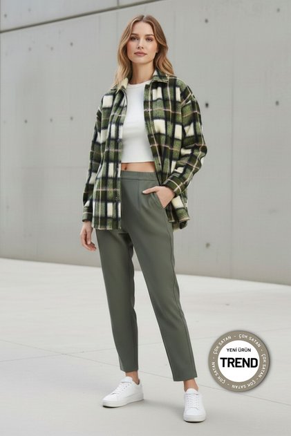 Women's Khaki Plaid Oversized Plush Shirt Jacket – Soft Textured, Women's Fleece Jacket