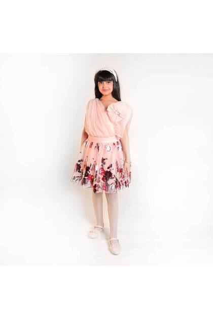Two-piece suit, pink and red tulle