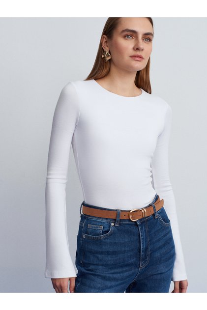 32284 Crew Neck Long Sleeve Top-White
