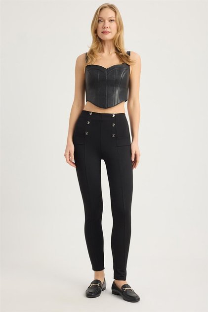 Tayt Pant Translates to Tayt Pant.