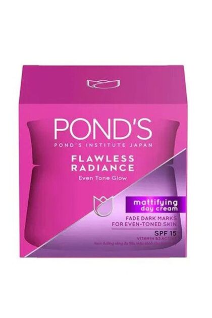 Flawless Radiance Hydrating Day Gel Cream With Spf 15 And Niacinamide Even tone Glow Fades Dar