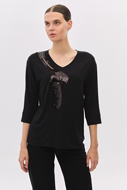 Embroidered Crystal Stone Three Quarter Sleeve T-Shirt