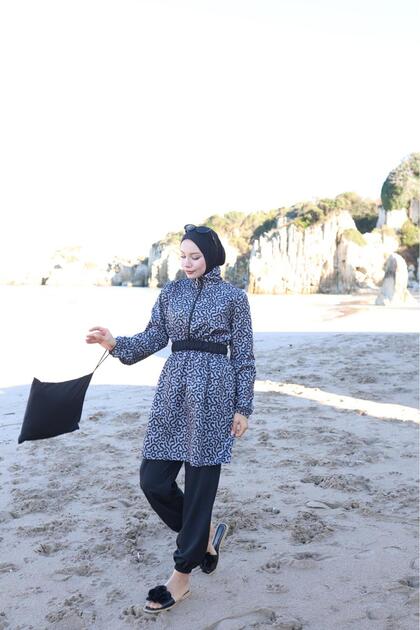 Women's Fully Covered Patterned Zippered Hijab Swimsuit 4-Piece Set with Bonnet and Bag Beachwear Sahar