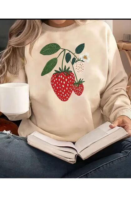 Strawberry Print Detailed Crew Neck Sweatshirt