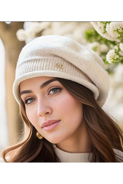 Stretchy Stone Detailed Beanie for Women, Soft and Comfortable Women's Winter Beanie Hat