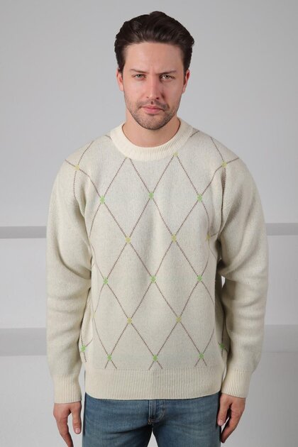 Ecru Crew Neck Geometric Diamond Patterned 100% Lamb Wool Men's Knitwear Sweater