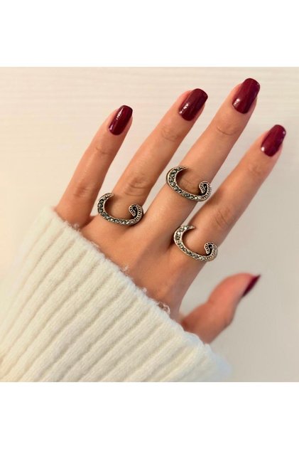 Hematite Stone Bronze Vav Ring