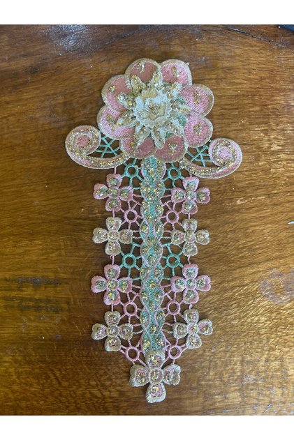 Embossed Floral Embroidery Applique Embroidery Accessory 29X16 cm