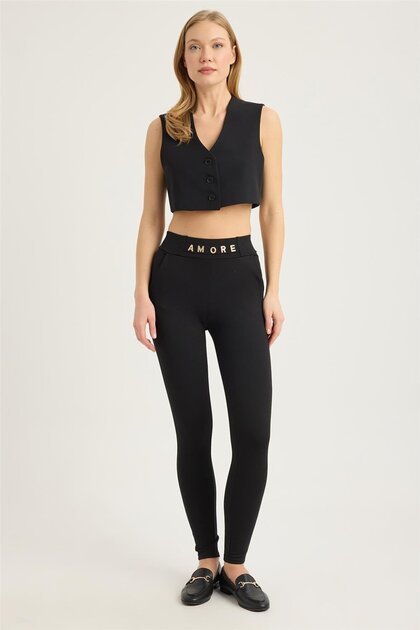 Tayt Pant Translates to Tayt Pant.