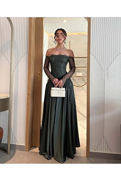 Razan Fashion An attractive, sophisticated, and elegant off-the-shoulder  dress in an olive green color.- Trendyol