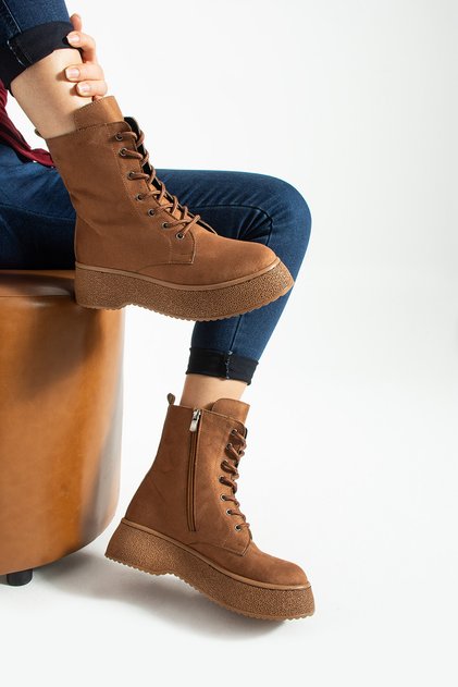 Cushioned Zippered Boot with Stitched Sole