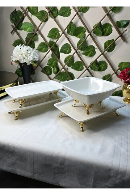 Orlando 4 Piece Cast Metal Pedestal Presentation Set Porcelain Off-White (Gold-Silver-Antique)