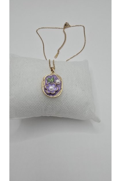 Stainless Steel Gold Color Vintage Flower Detail Pearl Stone Necklace