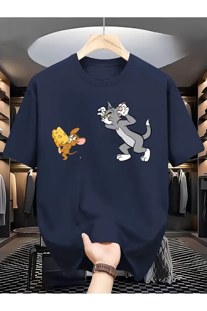 Men's and Women's Vintage Tom and Jerry Chase Graphic T-Shirt