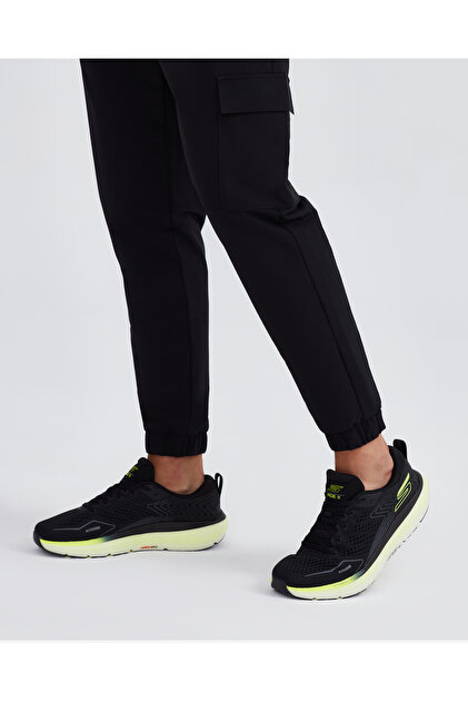 Skechers GO RUN RİDE 11 Erkek Siyah Koşu Ayakkabısı 246079 BKW