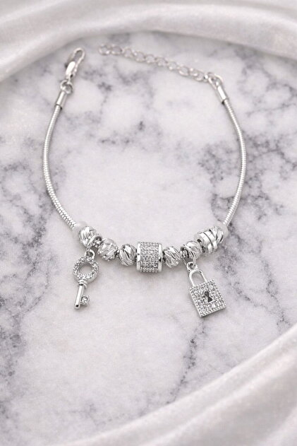 Women's Bracelet Dorica Lock Key Zircon Detail Dorica Non-Tarnish Bracelet