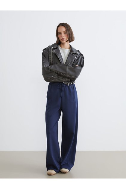 Women's Wide Leg Sweatpants with Elastic Waist