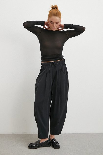 Lace-Up Elastic Waist Pleated Trousers Black