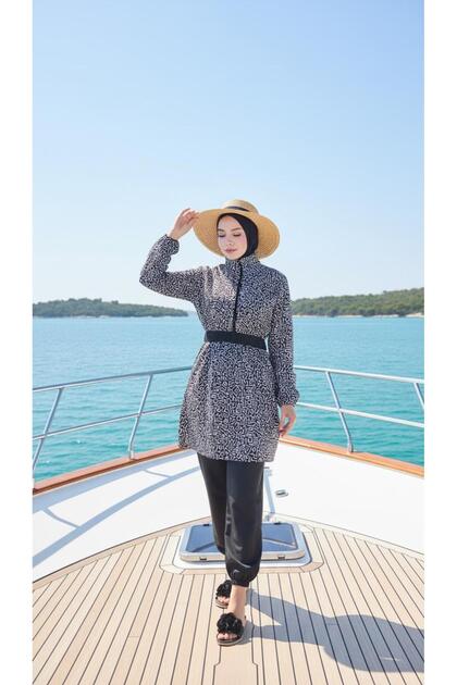 Marin Stil Desenli Tesettür Mayo Bone ve Çanta Takımı Tuğba