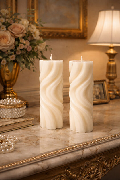 Modern Twist Ivory 2’li Burgu Desenli Dekoratif Mum Seti | Minimal & Şık Salon Aksesuarı