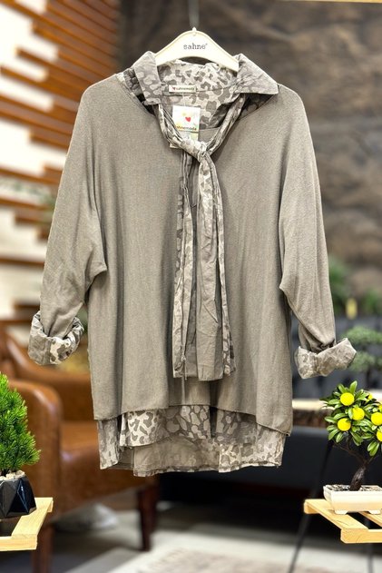 Leopard Print Shirt Knit Blouse