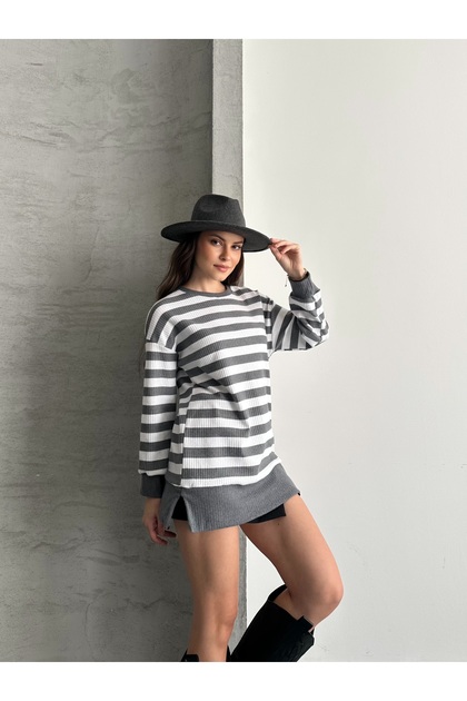 Women's Report Fabric Long Sleeve Crew Neck Side Slit Tunic