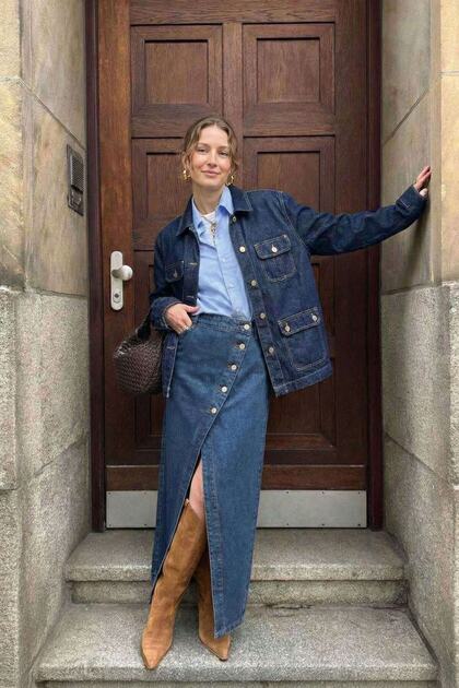 Women's 100% Cotton Navy Blue Jean Jacket with Pockets Oversize Long Sleeve Shirt Collar