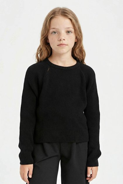 Girl's Black Standard Fit Crew Neck Basic Plain Knitwear Sweater C6910A824Au