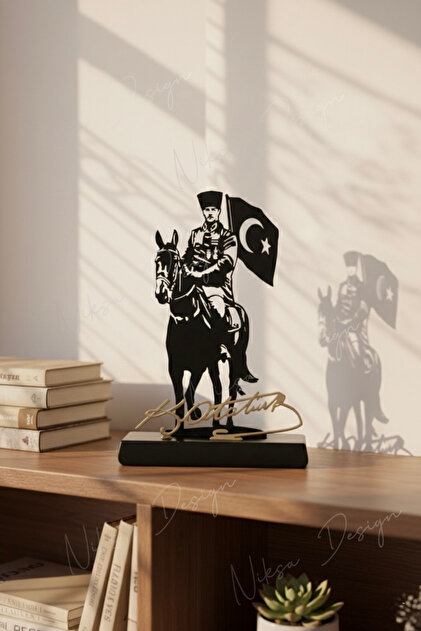 NİKSA METAL ATATÜRK İMZALI MASAÜSTÜ METAL DEKOR-HEDİYELİK EŞYA