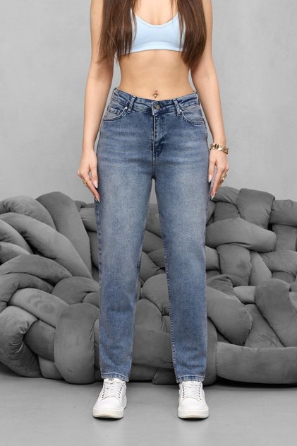 Women's High Waist Stretch Fabric Soft-Textured Comfort Mom Jeans
