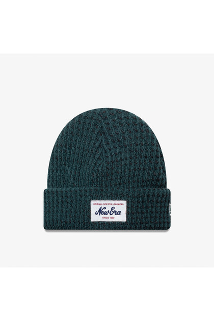 Short Waffle Skull Unisex Green Beanie