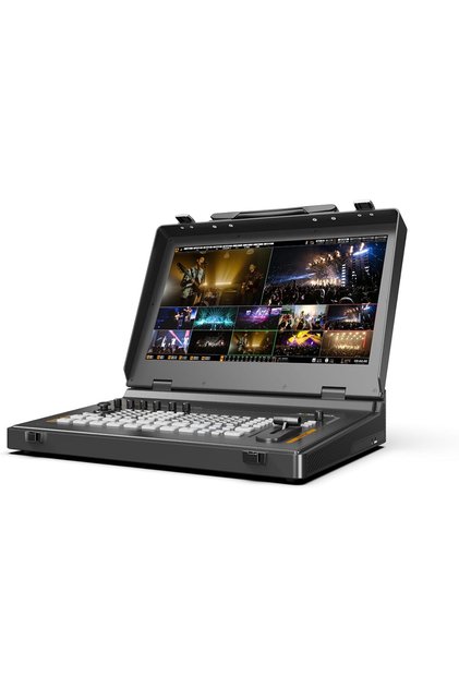 Shark S8X Plus – Professional 17.3” 8-Channel Portable Video Switcher Non NDI.