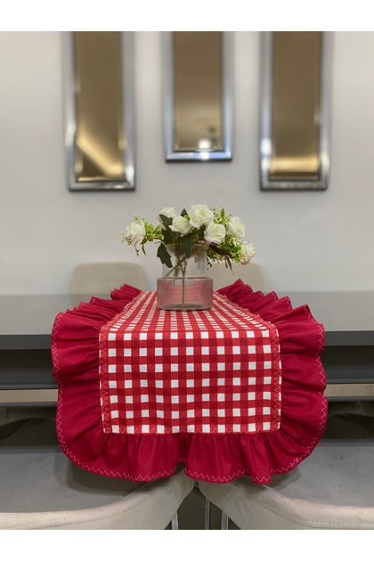Red Duck Linen Gingham Ruffled Runner