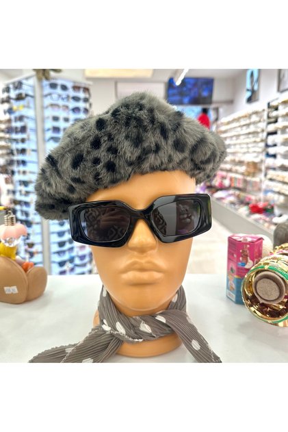 High quality premium faux fur painter plush hat