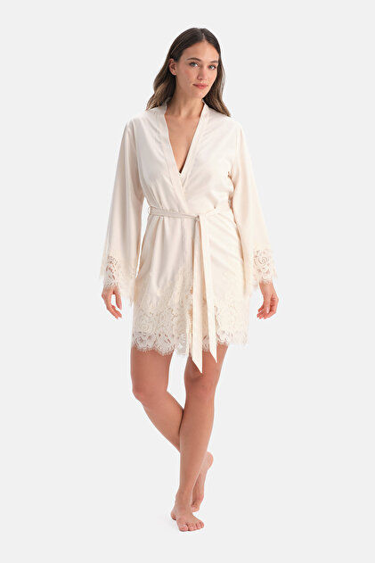 Off-White Satin Bride Lace Robe