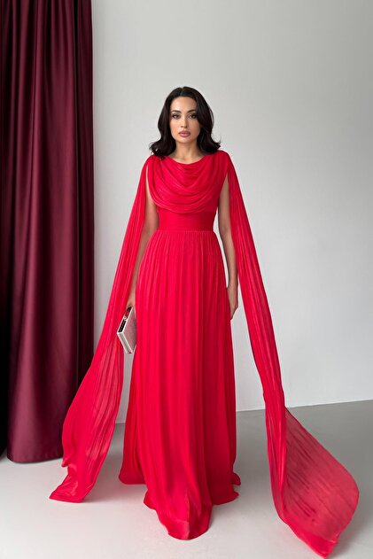 Rochie de seară lungă din șifon, cu mâneci tip capă drapate, roșu