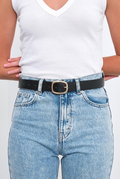 Oval Buckle Large Faux Leather Belt Black