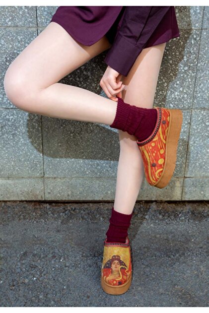 Women's vegan leather red slipper - shine design
