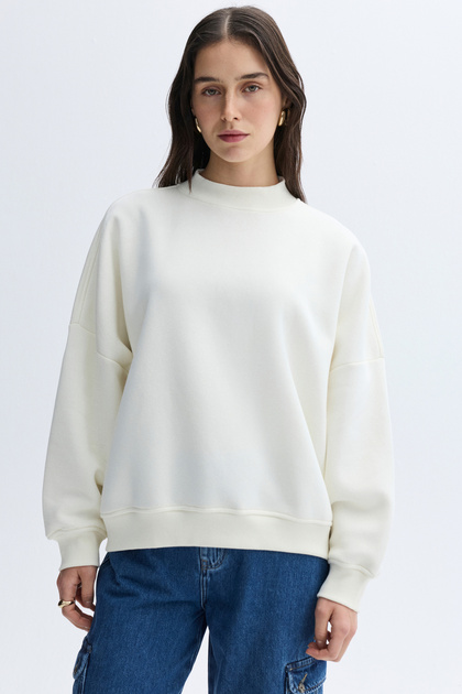 Women's Ecru Crew Neck Oversize Sweatshirt