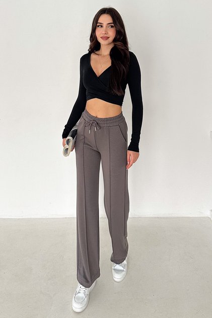 Women's Loose Fit Pants with Stitching Detail – Motion Ease