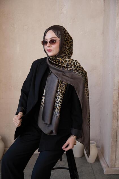 Gradient Leopard Pattern Shawl Mink