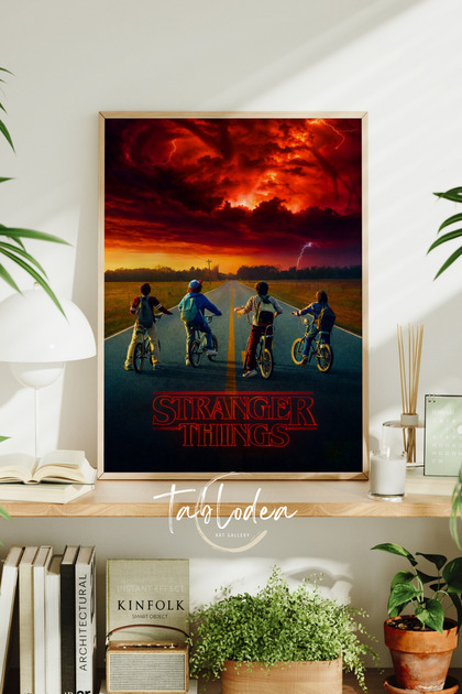 Poster înrămat Stranger Things, Tablou cu personaje din serialul Stranger Things, Decor de perete TD Stranger Things