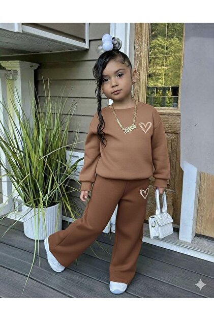 Girls' Circular Neck Sweatshirt and Loose-Leg Trackpants Set