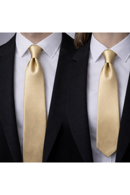 Unisex Gold Saten Kravat – Düz Parlak Kumaş | Zamansız & Güçlü Stil