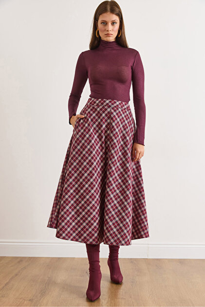 Women's Burgundy Back-Zip Plaid Maxi A-Line Skirt ETK-19000378