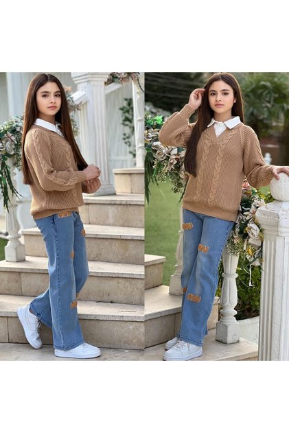 Girls' Shirt Collar Knit Sweater and Text-Detail Pants Two-Piece Set - Festive
