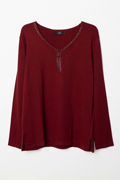 V-Neck Stone Embroidered Knitwear Sweater
