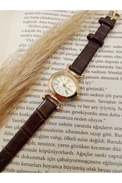 Minimal Vintage Dark Brown Color Crocodile Pattern Cord Oval Round Women Wristwatch